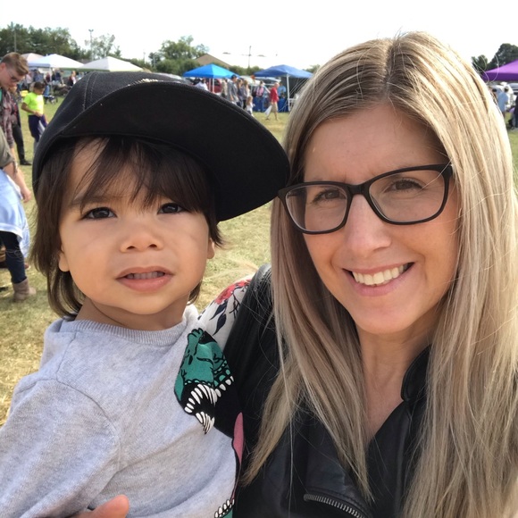 Meet your Posher, Amanda - Picture 7 of 8